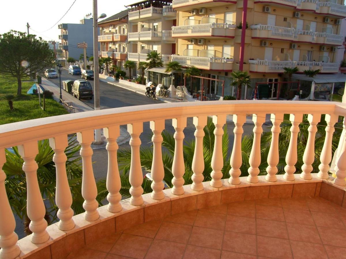 Villa Alexander Paralía エクステリア 写真